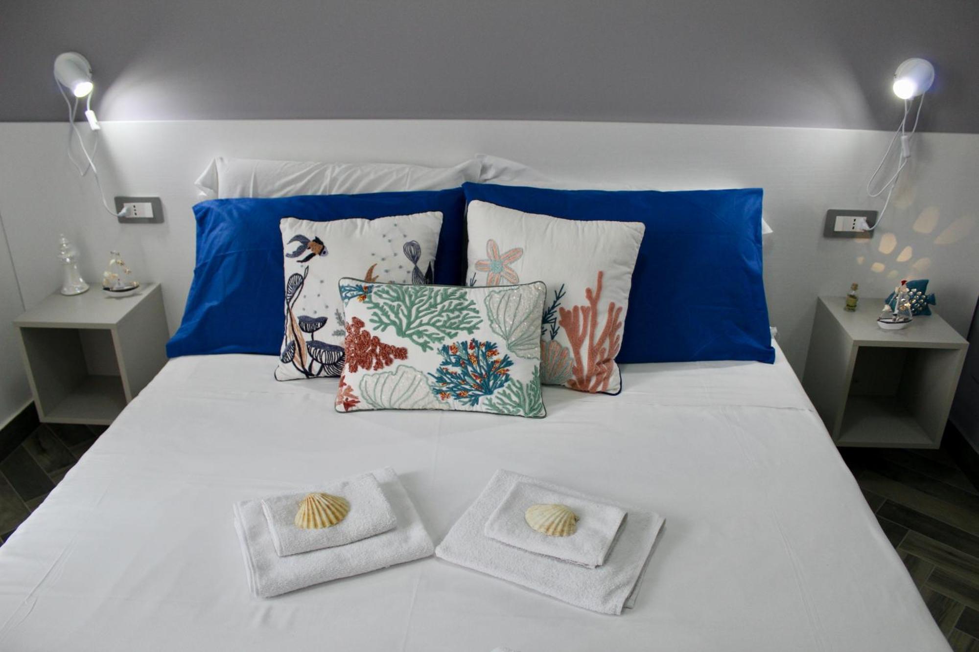 Leonardo Suites Scilla Exterior foto